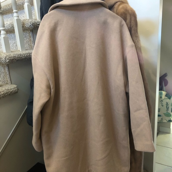 Abercrombie Slouchy Wool coat with satiny lining Size Large - Picture 4 of 9